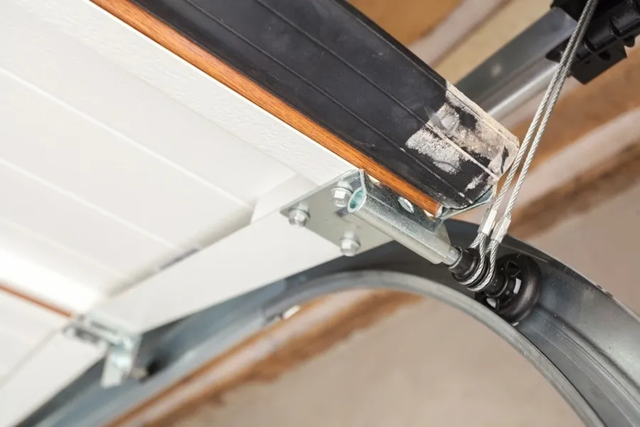 Signs You Need Garage Door Opener Installation Or Replacement in Ocala, FL